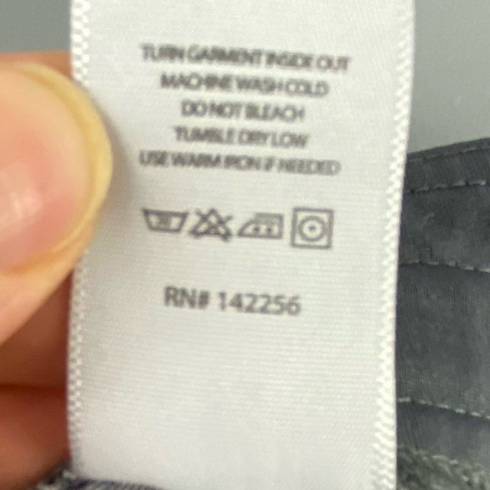 FIGS gray pocket leg nursing medical pants size medium - Picture 7 of 16